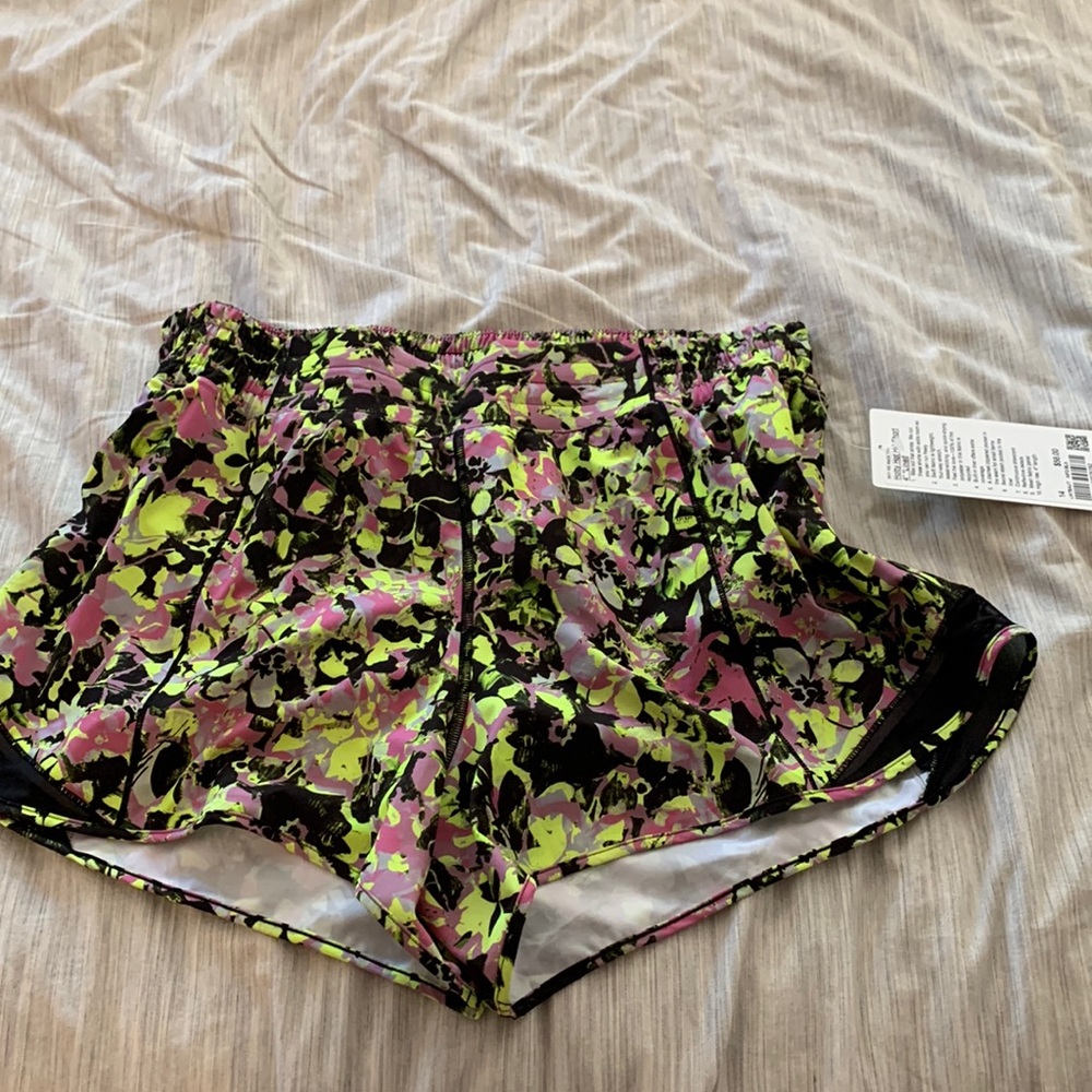 Lululemon hotty hot shorts
